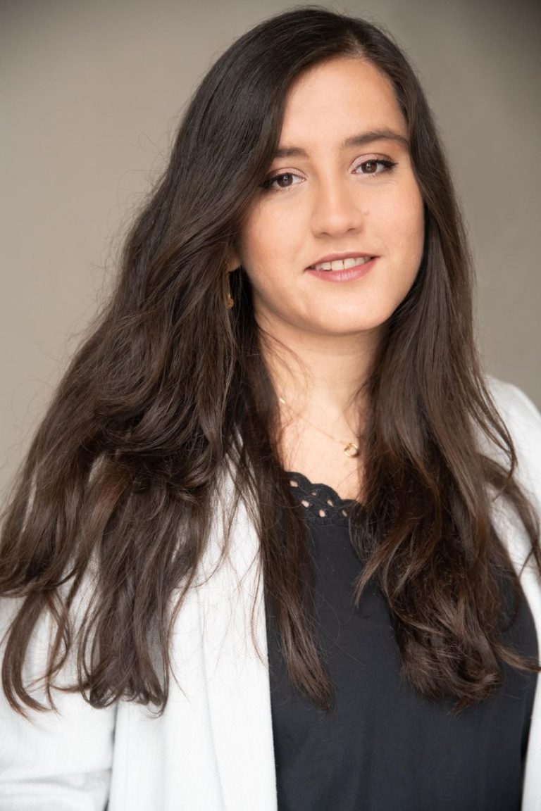 Mattutat, Sara Malik